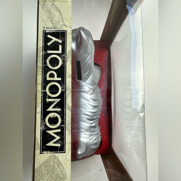 Monopoly Oversized Token Bank Scotty Dog 80th Anniversary 1935 - 2015 Hasbro NEW - Picture 7 of 8